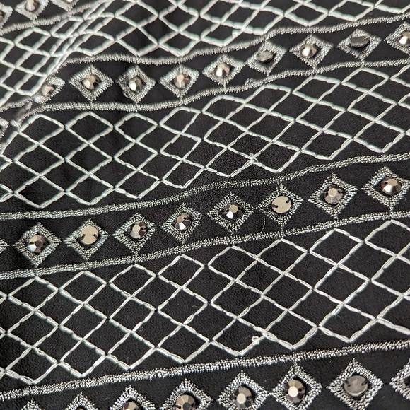 Bright Short - Picture 2 of 4